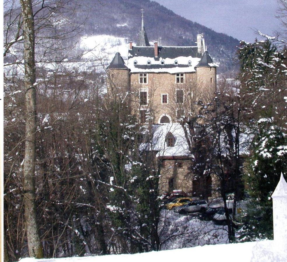 Le Belvedere De La Grand Croix Dans Le Chateau D'Uriage Saint-Martin-dʼUriage Dış mekan fotoğraf